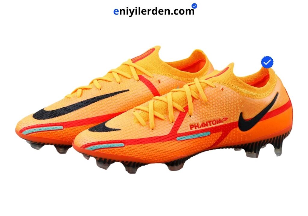 Nike Phantom GT2 Elite FG Futbol Ayakkabısı