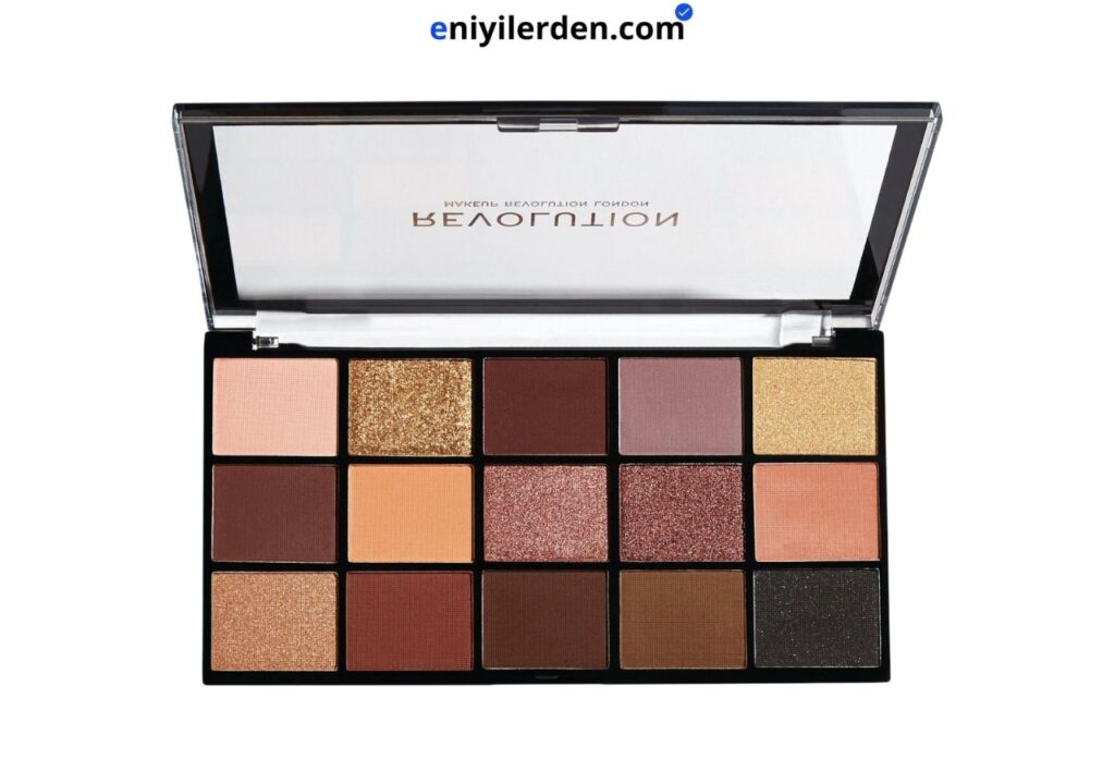 Revolution Reloaded Velvet Rose Far Paleti